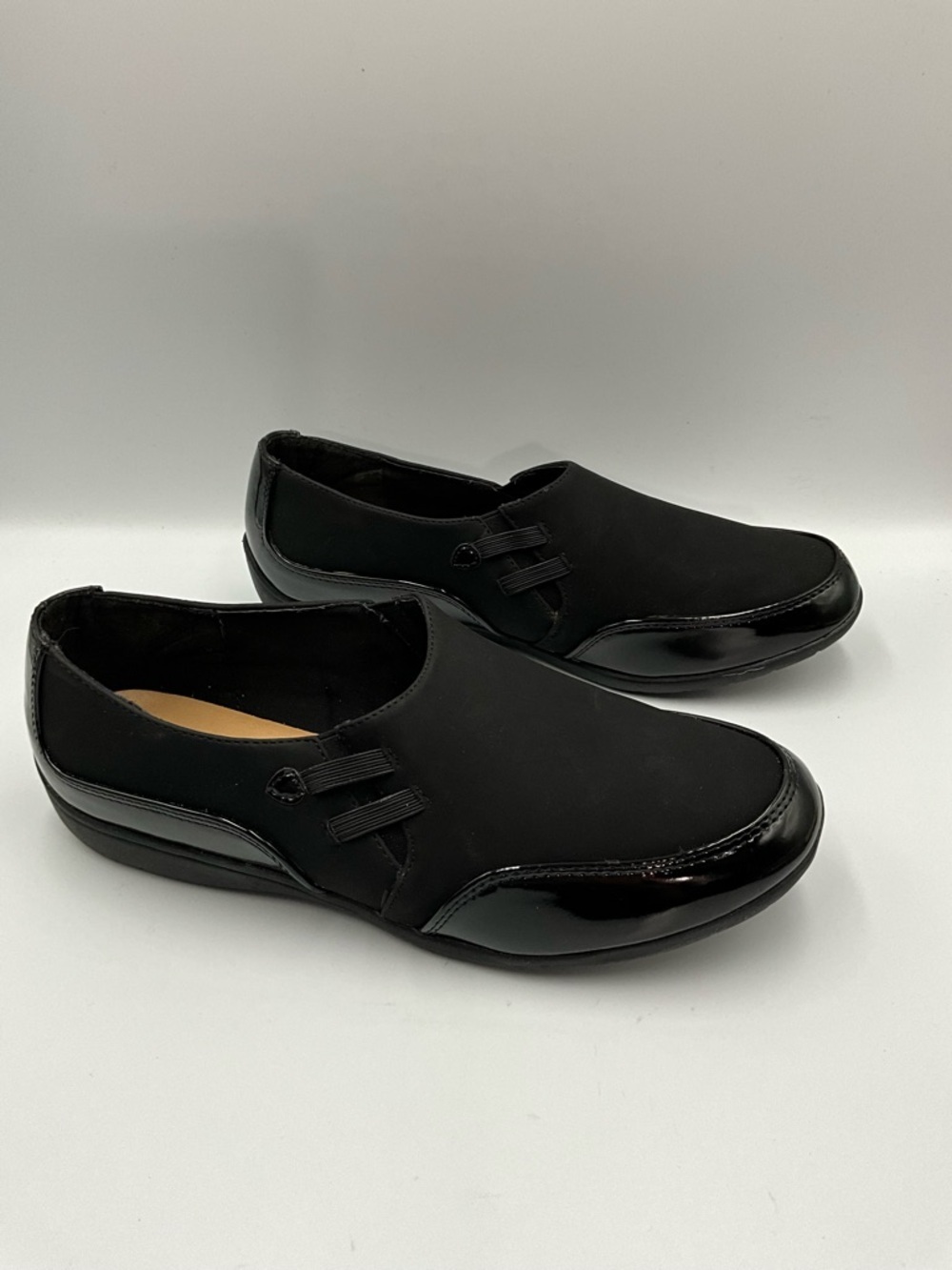 Angel Wings Loafers Size 10W Black Slip-On Comfort Loafers
